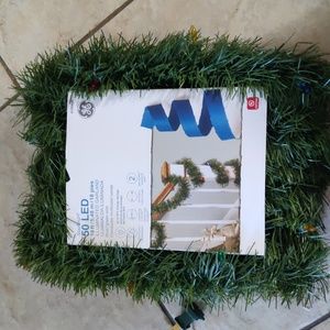 GE Staybright 50 LED 18 ft Lighted Garland NWT Never Used